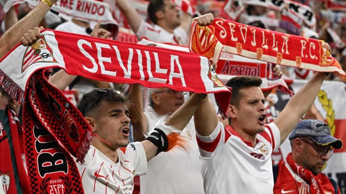 Le Conseil d’État donne son autorisation aux supporters de Séville pour assister au match de Ligue des champions contre Lens